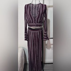 Like New 2 Piece Burgundy/Wine Red Long Sleeve Wide Legged Set Size SM